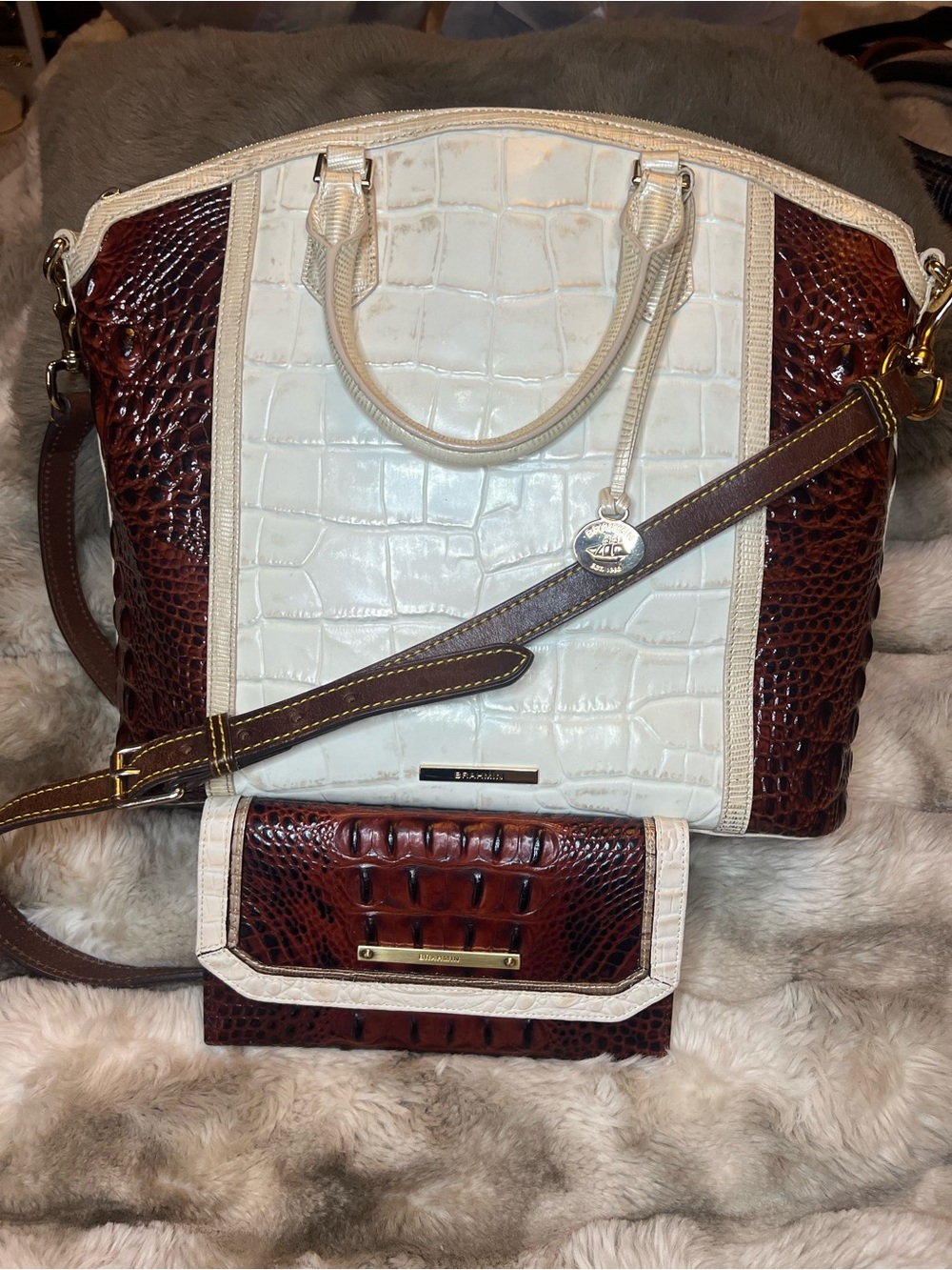 Brahmin Lg Duxbury Satchel w Checkbook Wallet- Light Gold Brinkley (Retail $540)